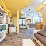 Hotel Bonsai 4*