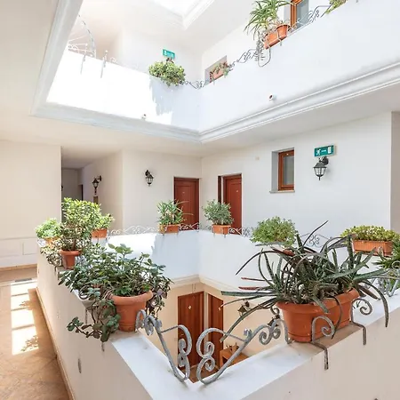 Bonsai Hotel San Teodoro (Sardinia)