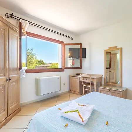 Bonsai 4* San Teodoro (Sardinia)