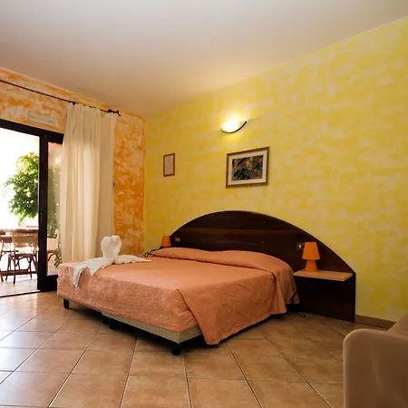 Hotel Bonsai 4*