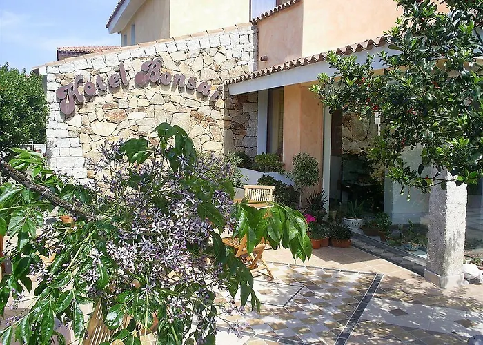 Hotel Bonsai San Teodoro (Sardinia)