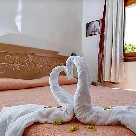 Hotell Bonsai San Teodoro (Sardinia)